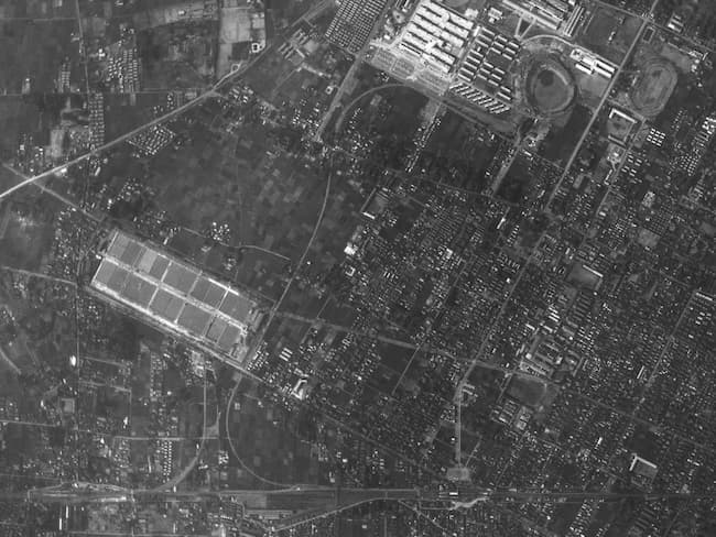 空中写真_武蔵野競技場線と東京スタディアム