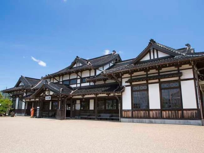 純和風のデザインが特徴的な旧大社駅